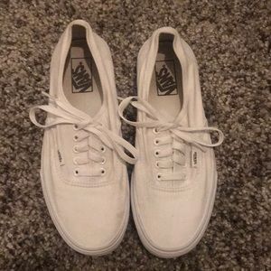 Vans white women’s low top lace up sneakers